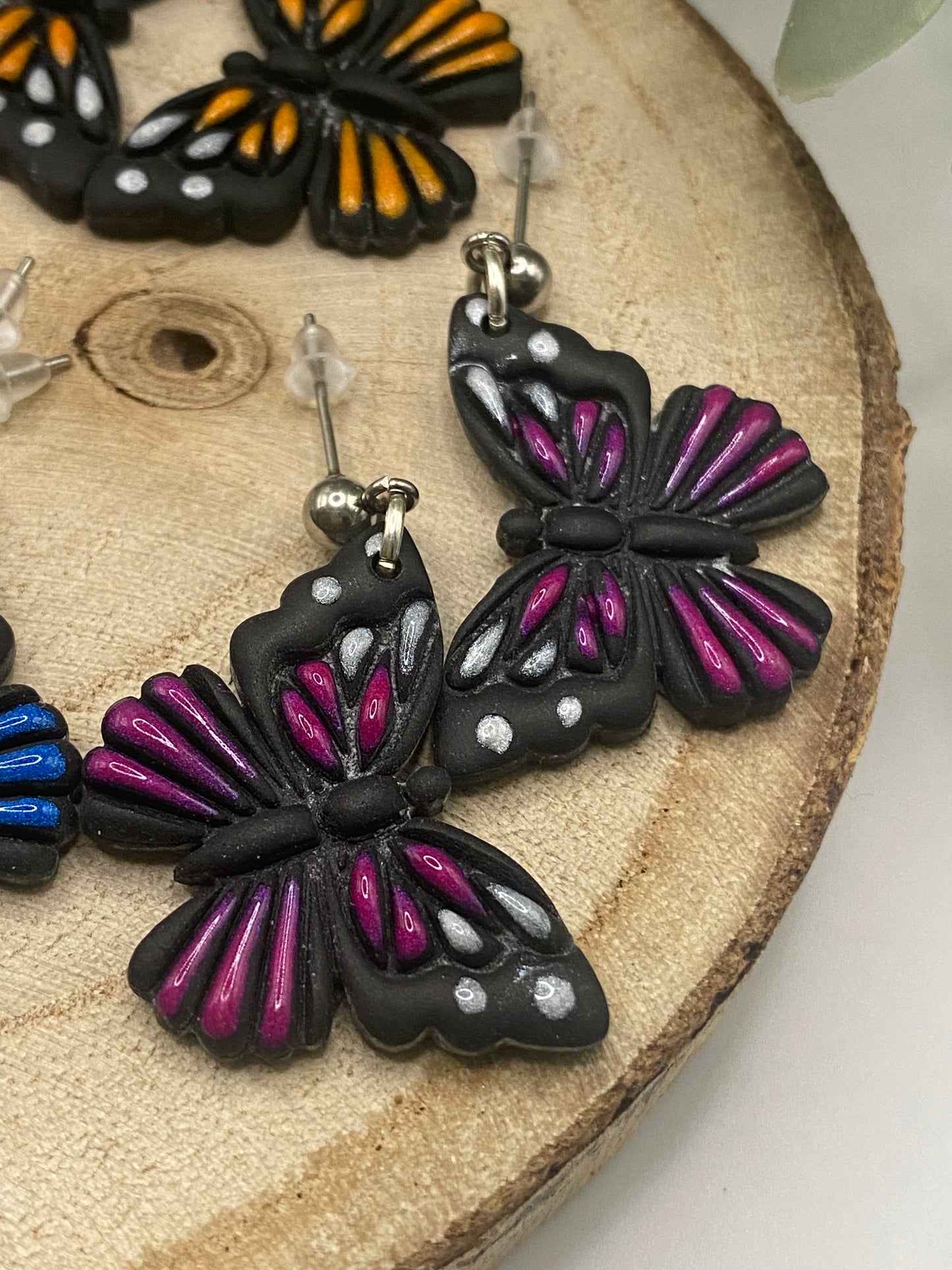 Pendientes mariposa