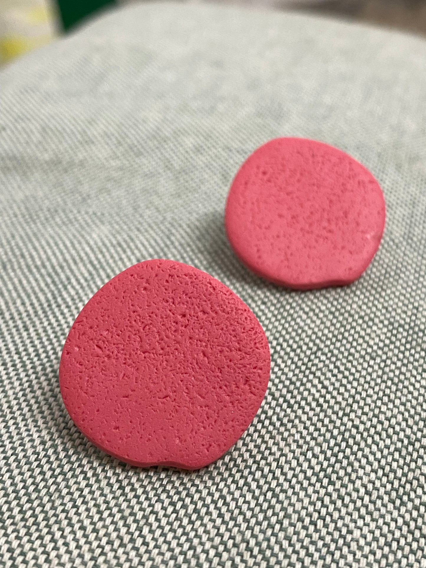 Pastel S